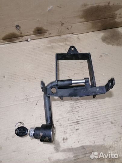 Блокиратор кпп с ключом Опель Корса Д