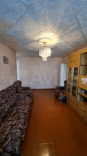 3-к. квартира, 58 м², 2/3 эт.