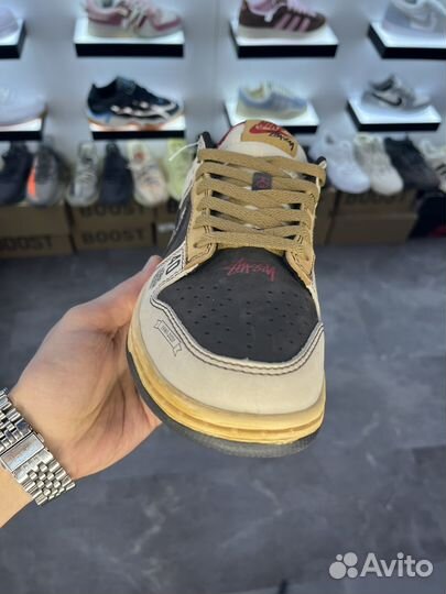 Кроссовки Nike Dunk