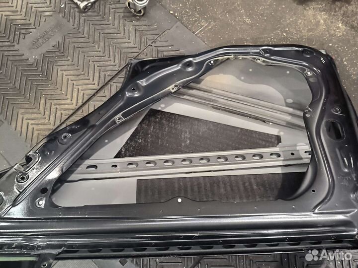 Дверь на Мерседес W212