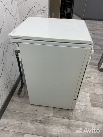 Газовая плита с грилем Zanussi Zcg569GW