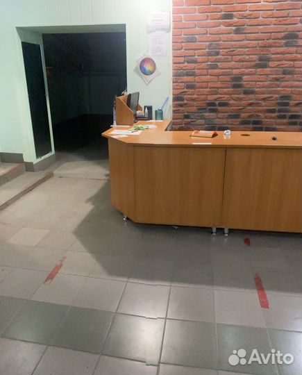 Торговое оборудование для одежды