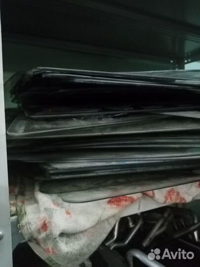 Стекла боковые на рено Логан 05-2015 г