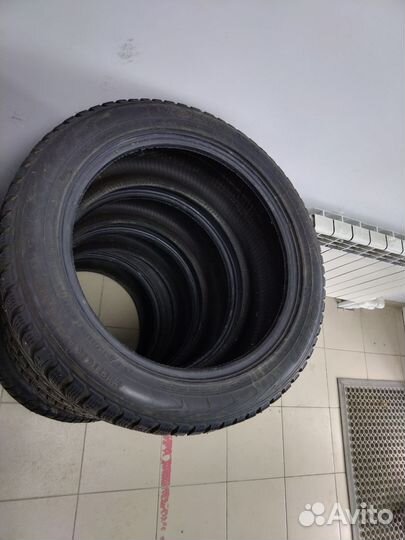 Nokian Tyres Hakkapeliitta 5 235/50 R18