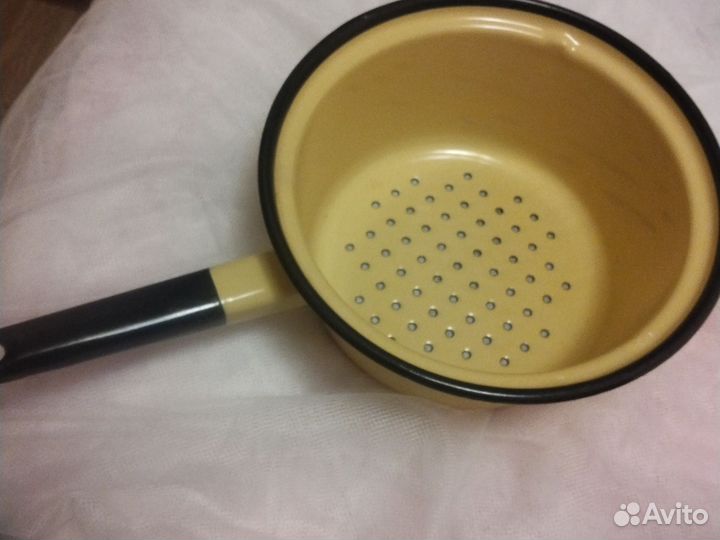 Дуршлаг эмалированный
