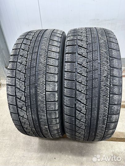 Bridgestone Blizzak VRX 235/45 R17 94S