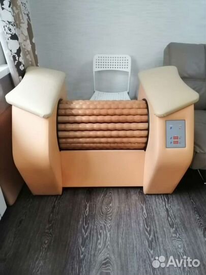 Роликовый массажер