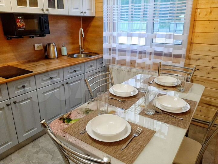 Дом 42 м² на участке 8 сот.