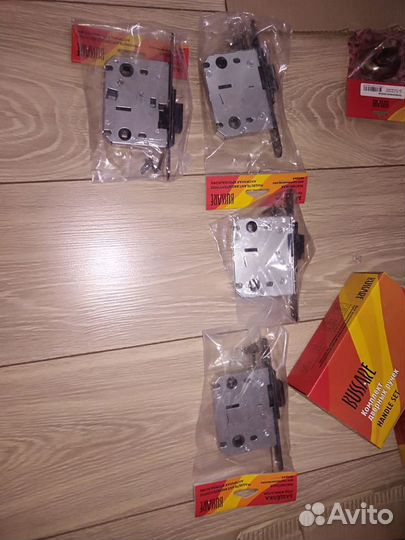 Замок магнитный с ответной планкой