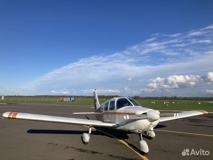 Самолёт Piper 180