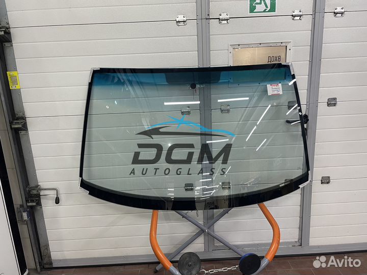 Лобовое стекло Honda Accord 8 (2007-2011)