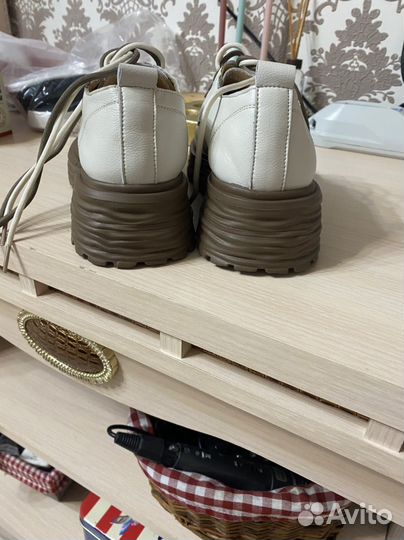 Ботинки женские