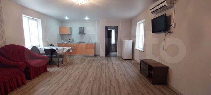 Дом 40 м² на участке 3 сот.