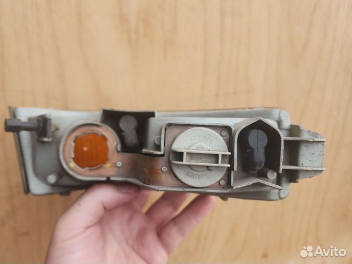 Поворотник в бампер