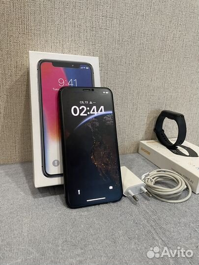 iPhone X, 64 ГБ