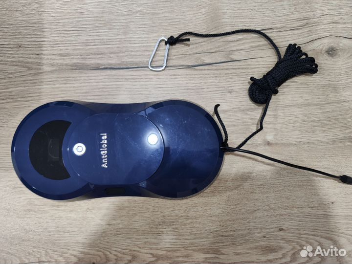 Робот мойщик окон мини