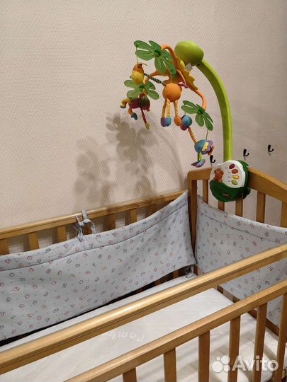 Детская кроватка новый матрас мобиль
