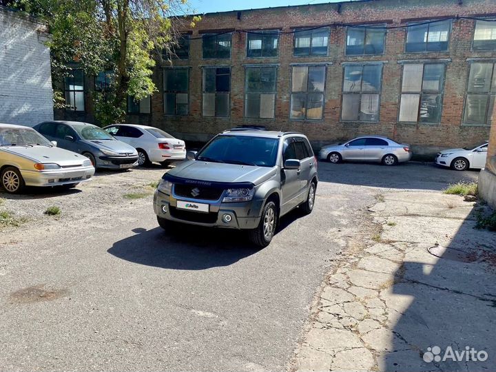 Suzuki Grand Vitara 2.0 AT, 2005, 260 000 км