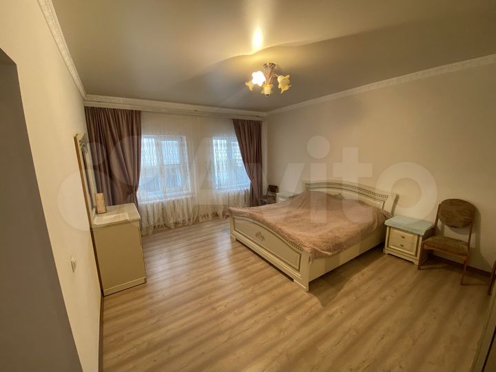 Дом 360 м² на участке 40 сот.