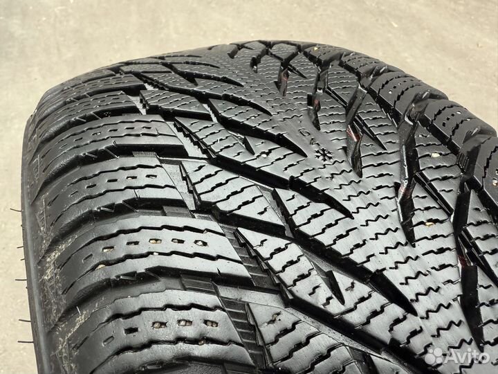 Nokian Tyres Hakkapeliitta R3 245/40 R18