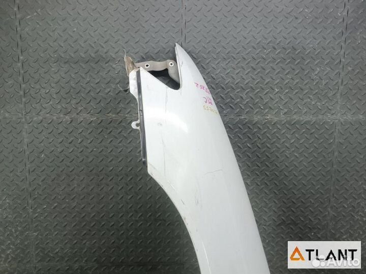 Крыло переднее левое toyota carina ED