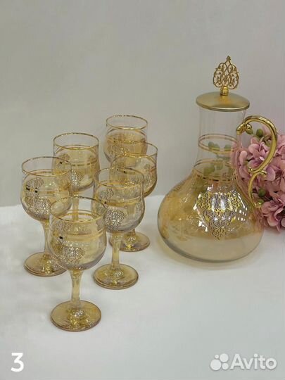 Графин со стаканами
