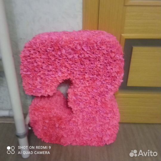 Цифра 3 из бумажных салфеток