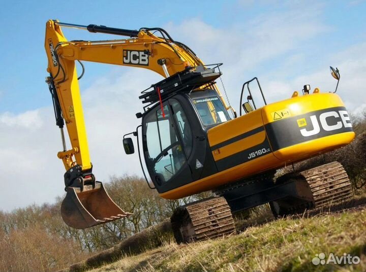 Стекло двери форточка на экскаватор JCB JS