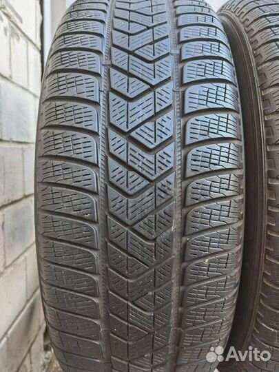 Pirelli Scorpion Winter 235/60 R18 107H