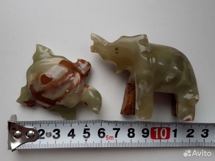 Фигурки из оникса