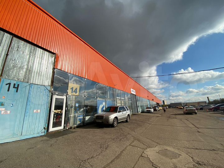 Склад, 1800 м²