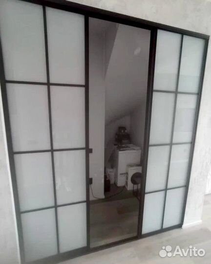 Стеклянные раздвижные перегородки