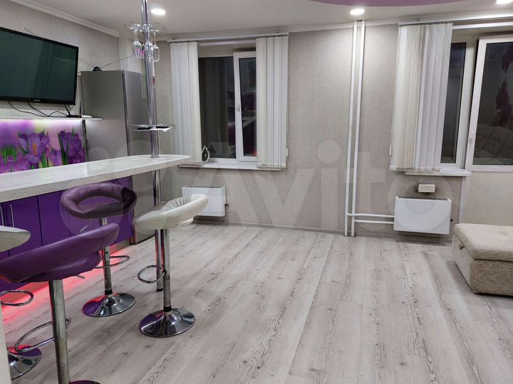 2-к. квартира, 50 м², 8/12 эт.