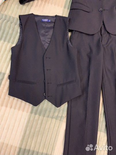 Школьный костюм на первый-второй класс