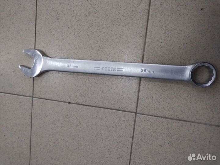 Ключ комбинированный SATA 38мм 40244