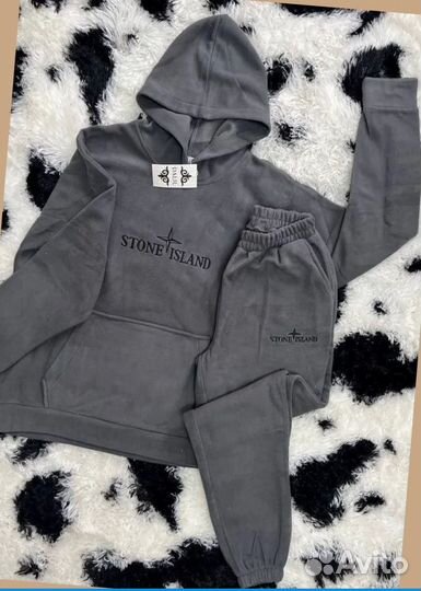 Спортивный костюм Stone Island