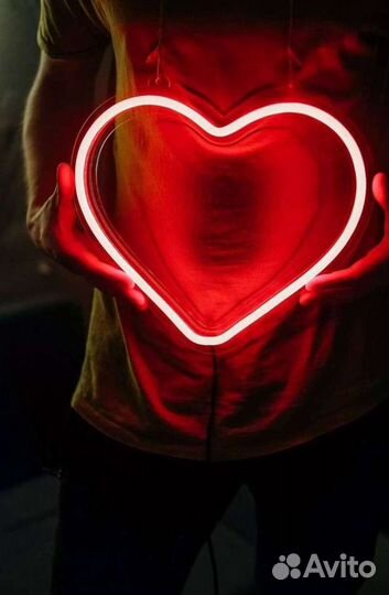 Неоновая вывеска