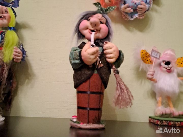 Интерьерная кукла Баба Яга в ступе