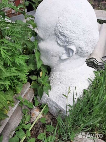 Бюст Ленина