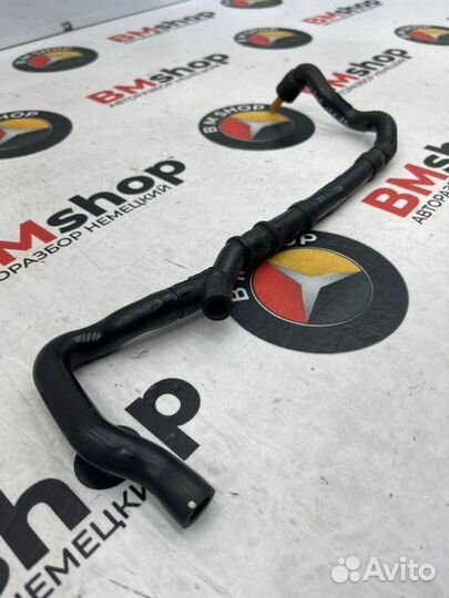 Патрубок вентиляции картерных газов Mercedes-Benz