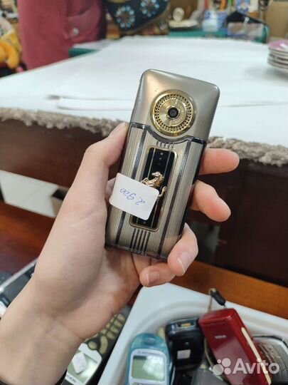 Мобильные телефоны