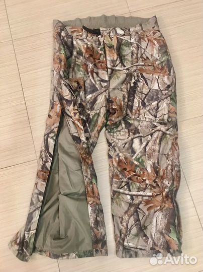 Брюки на охоту, велюр.Сбоку по всей длине замки