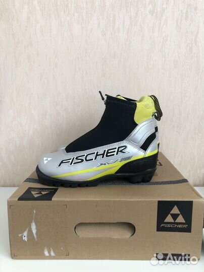 Лыжные ботинки 31 и 33