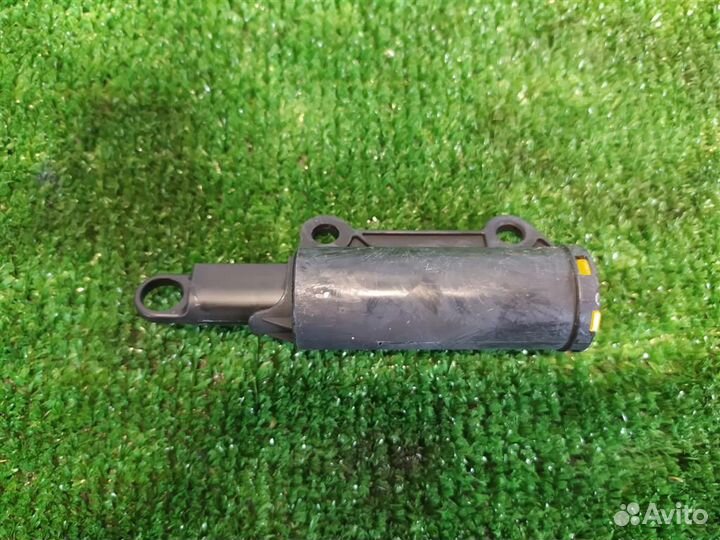 Амортизатор бардачка Peugeot 407 (6E) 2005