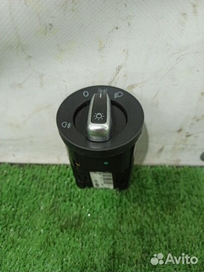 Переключатель света Volkswagen Polo седан 1.6 cfna