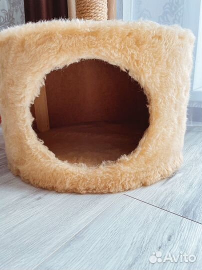 Домик для кошки с когтеточкой