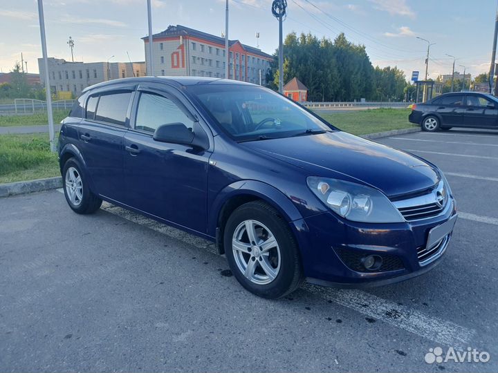 Opel Astra 1.6 МТ, 2012, 108 514 км