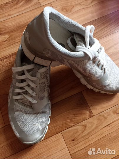 Кроссовки nike