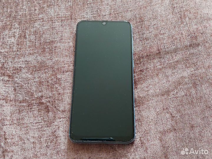 Samsung Galaxy A50, 4/64 ГБ