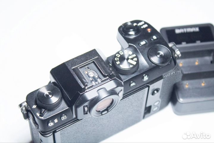 Fujifilm X-S 10